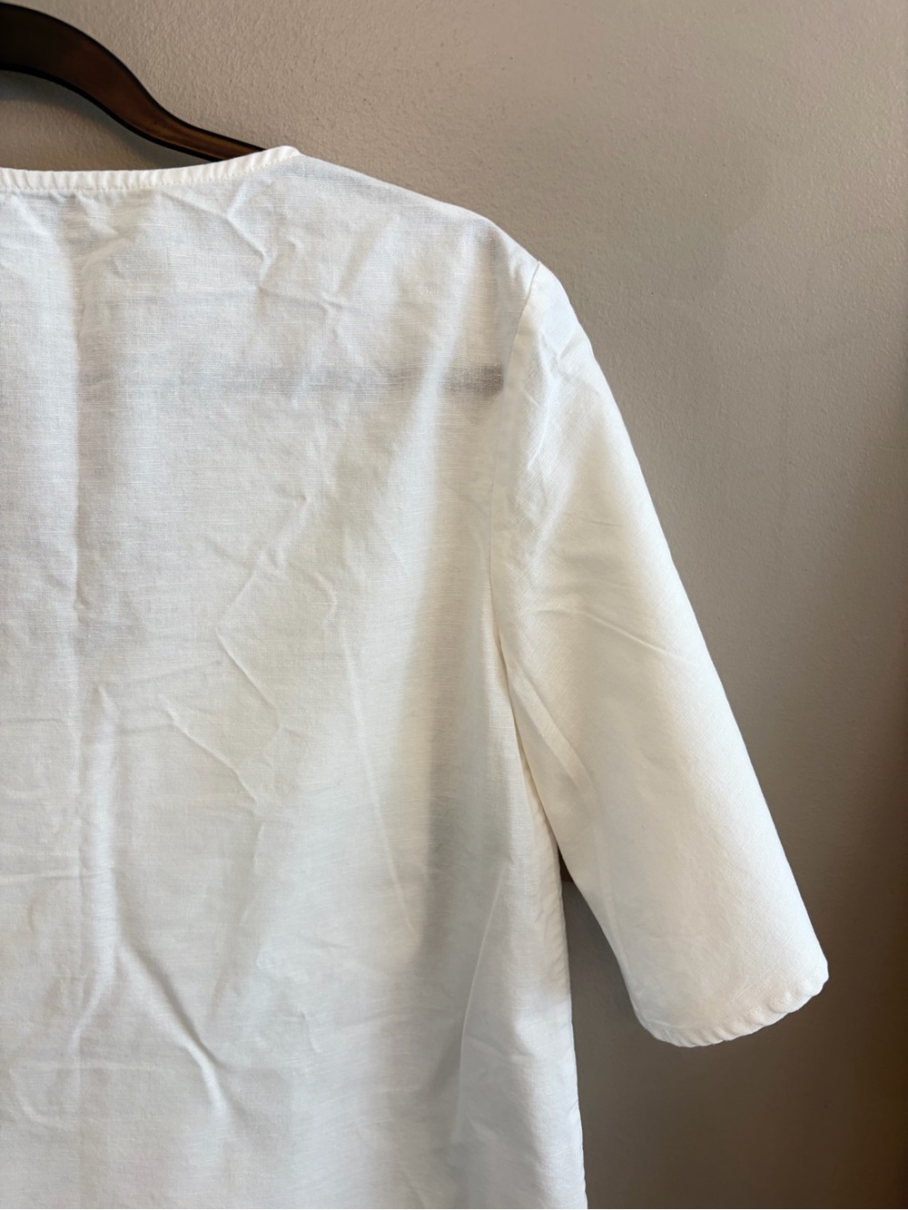 Sabo Skirt White linen blend blouse front tie detail and flap pockets size XS - Picture 13 of 14